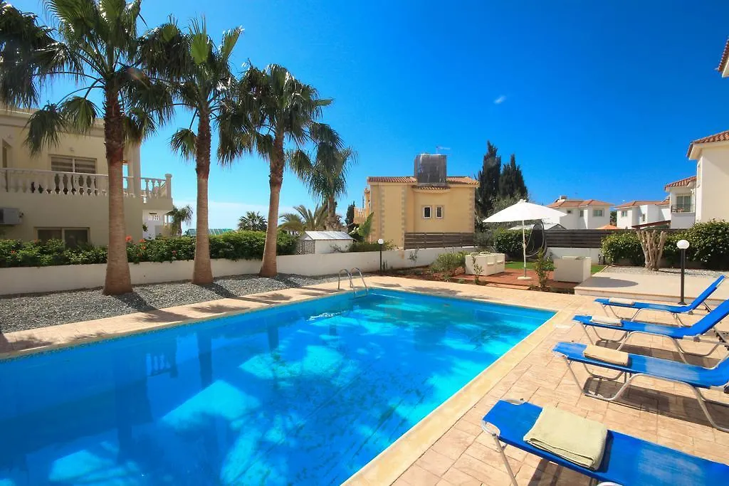 Villa Blue Palms Ajía Nápa