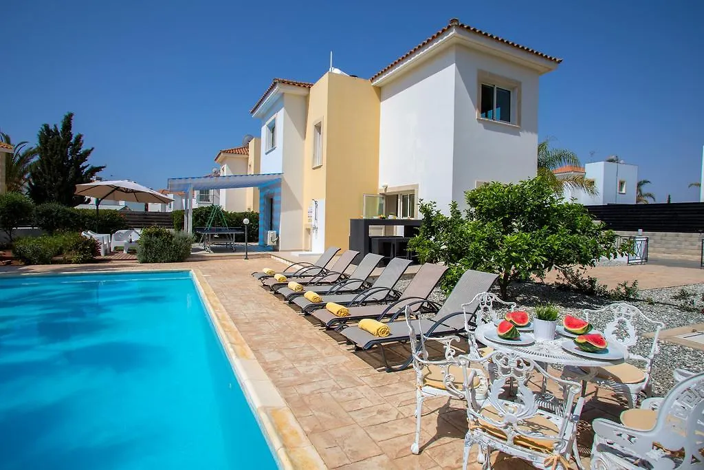 Villa Blue Palms Ajía Nápa