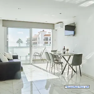 Hotel apartamentowy Nissi Avenue, Ajia Napa